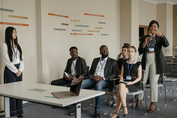 How to choose the best sales commission software : what features, benefits, and criteria to prioritize ?